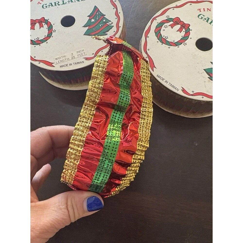 Vtg Metallic Tinsel Ribbon Garland Christmas Red Green Gold 2